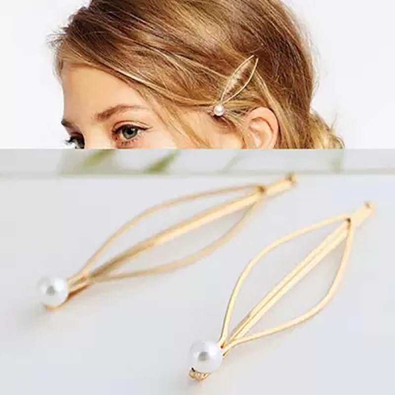 Jepit Rambut Simple dengan Mutiara Warna Emas untuk Wanita Jepit Rambut Simple dengan Mutiara Warna Emas untuk Wanita