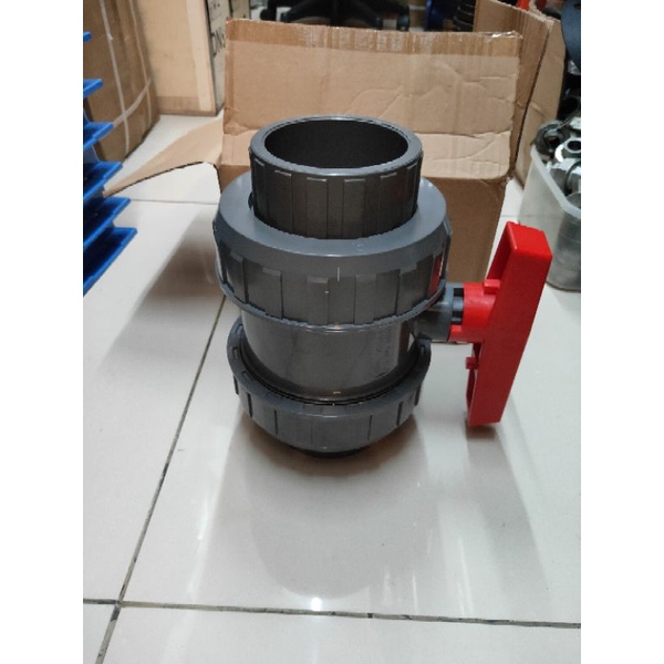 BALL VALVE WATER MUR PVC ZUKI 3 INCH