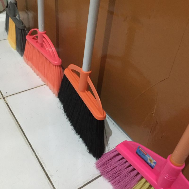 Sapu Plastik Sapu Nagata Sapu Lion Star