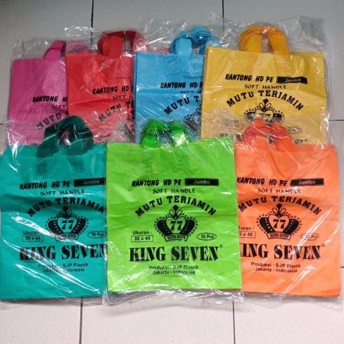 

Plastik Soft Handle UK 35x40 Polos Isi 50lbr Kantong tenteng