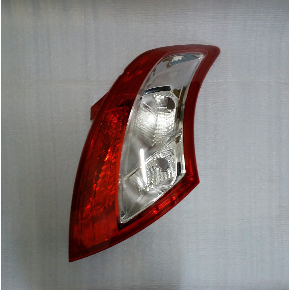 SUZUKI SWIFT 2014 LAMPU STOP LAMP