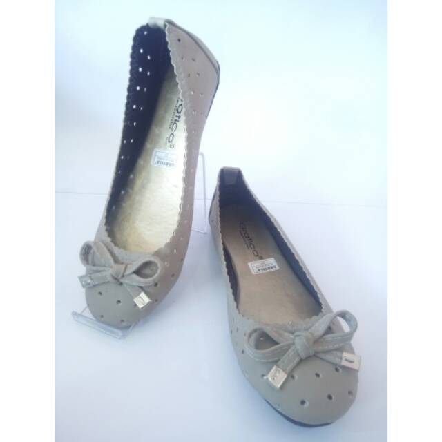Sepatu Wanita Flat Shoes Gratica