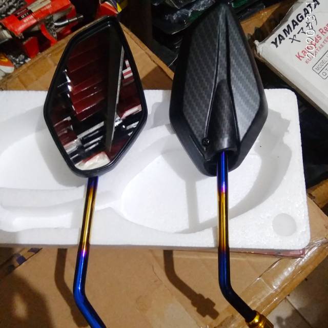 Spion karbon pelangi yamaha