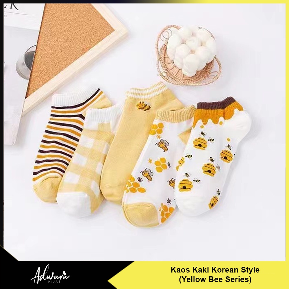 Kaos Kaki Wanita Pendek Gaya Korea Motif Lebah Kuning Semata Kaki (Sock Ankle Import)