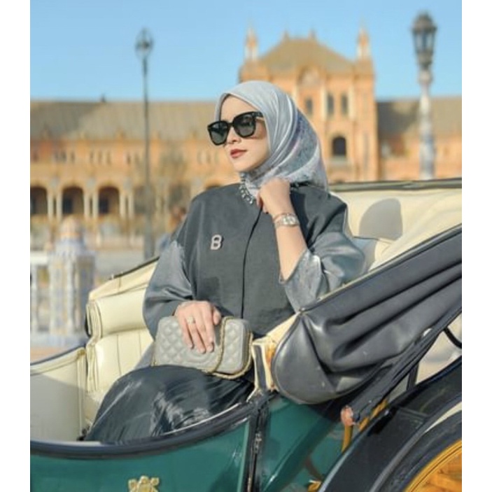 Blanco Voal Square Buttonscarves Sevilla Series