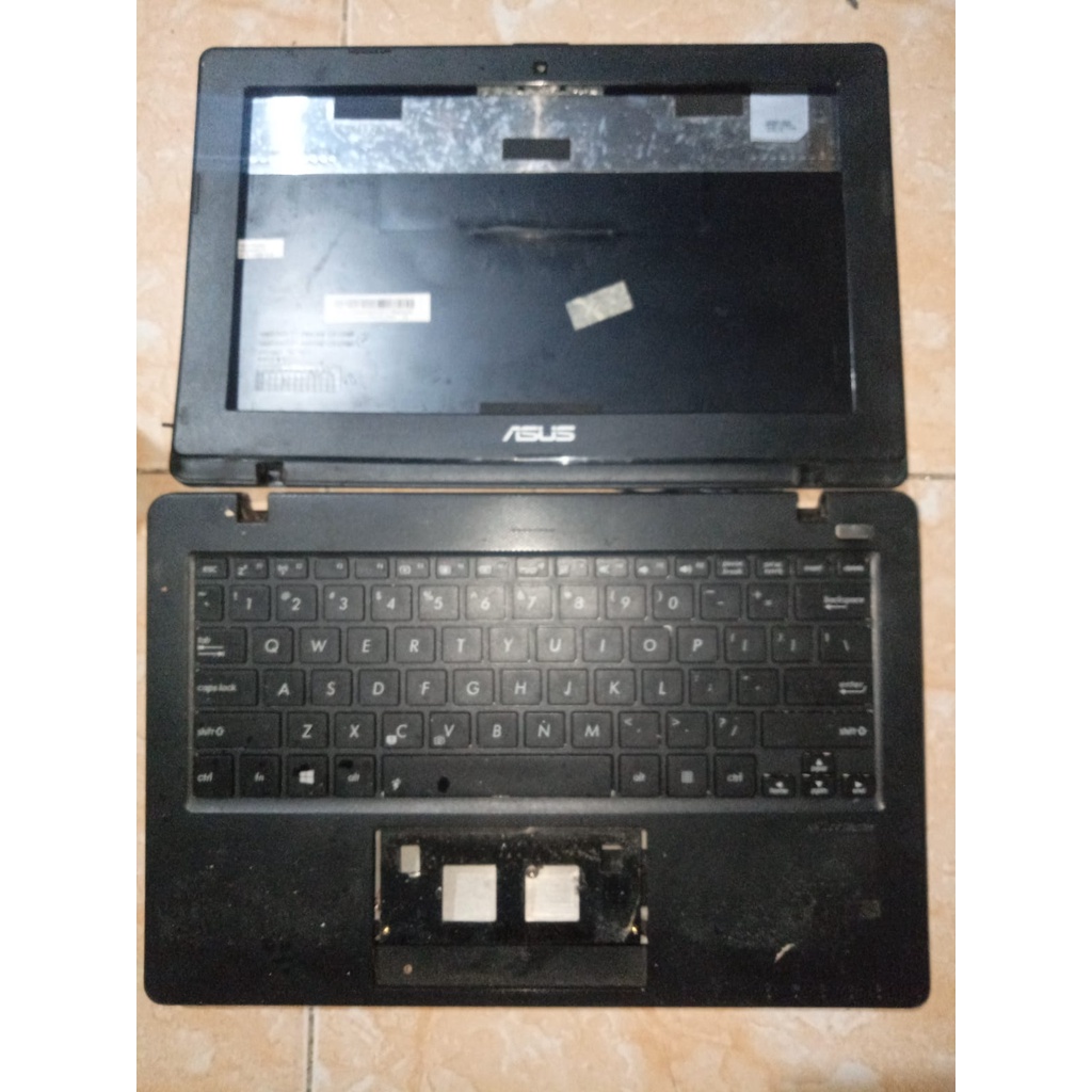 Casing Case Kesing Asus X200 X200CA X200MA X200M