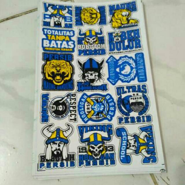 

sticker persib bandung ukuran 13x22 cm 12rb 3pcs
