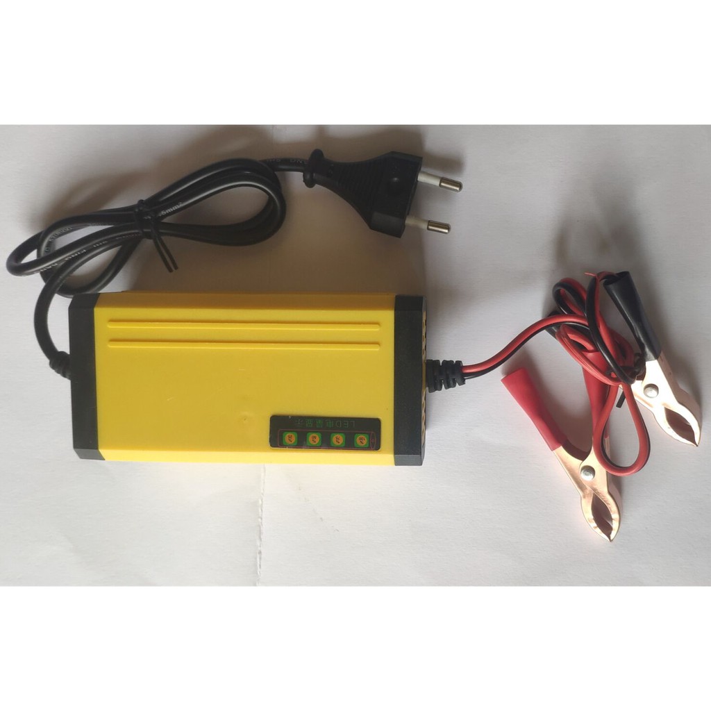 12V2A car battery charger/portable car battery charger/car and motorcycle battery charger 12-20AH