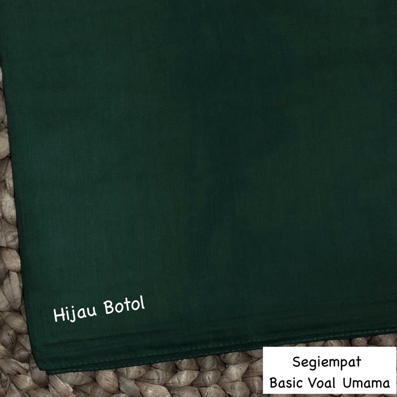 Hijab Basic Voal Umama Part 3-WATERPROF-Hjau Botol