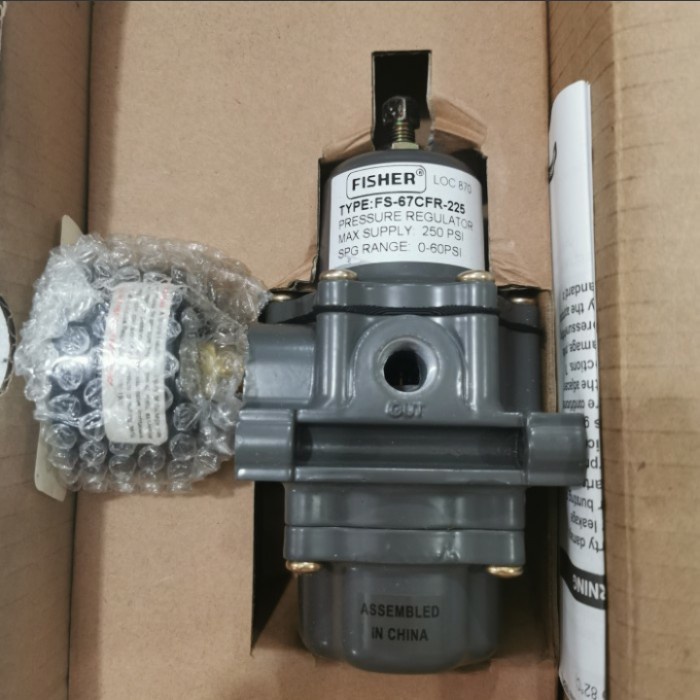 Fisher FS-67CFR-225 Pressure Regulator 1/4" NPT 250PSI Gauge 60PSI
