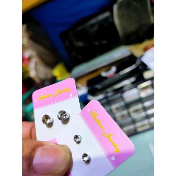 anting magnet berlian putih / anting pria magnet tanpa lobang