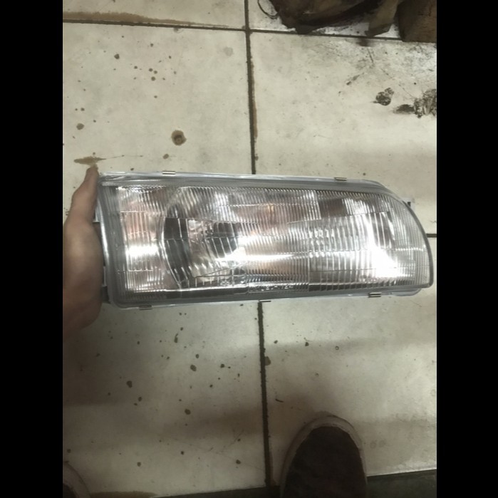 Headlamp mitsubishi lancer cb evo 3