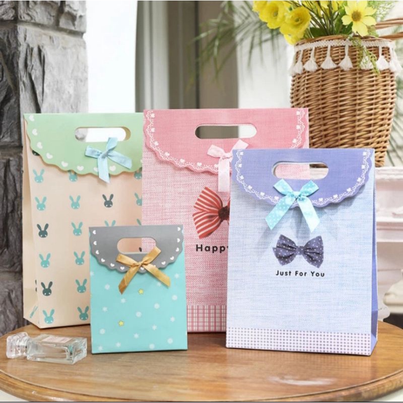 

Paper Bag Tenteng Souvenier Bag Kawai Goodie Bag BESAR