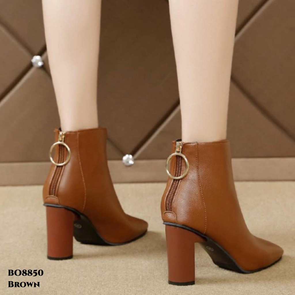 HS /  Sepatu Boots Wanita Hak Tinggi Fashion Premium Quality 234