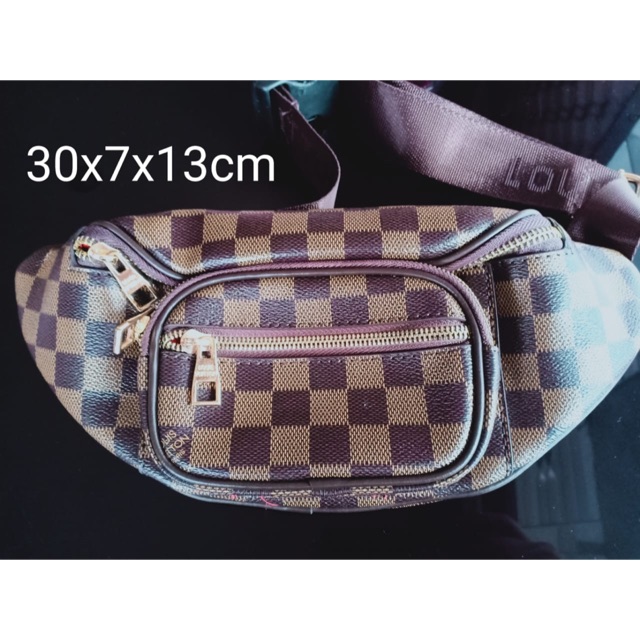 LV Tas Pinggang