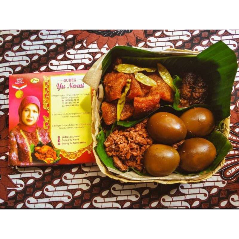 Paket 1 Gudeg Yu Narni