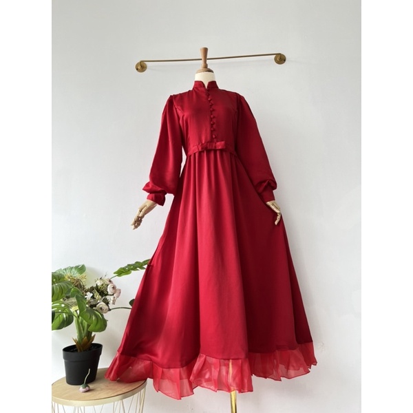 ellsa satin maxy