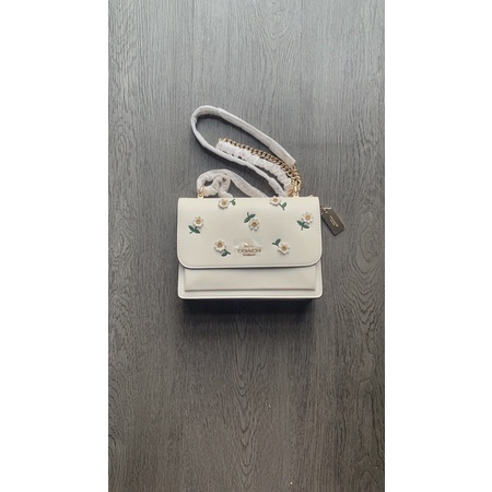 READY STOCK Coach Klare Crossbody in daisy white