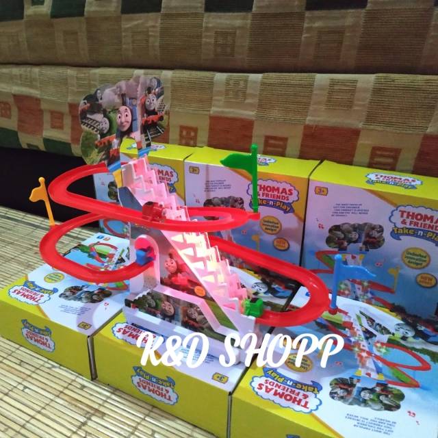 PINGGUIN TRACK-THOMAS AND FRIEND-THOMAS TRACK-MAINAN SELUNCUR