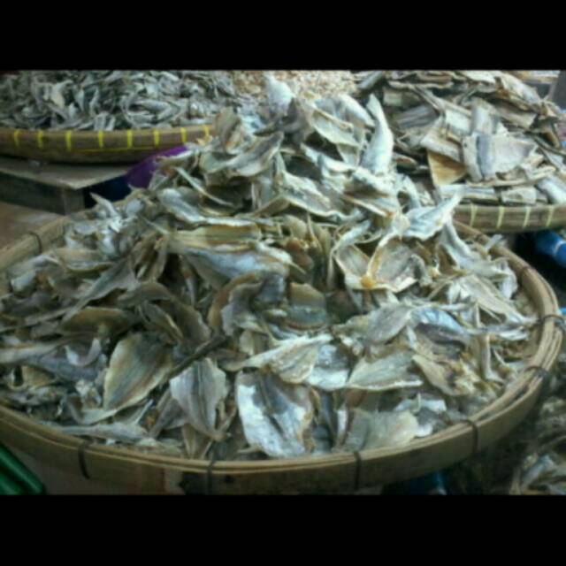 

Ikan asin belah