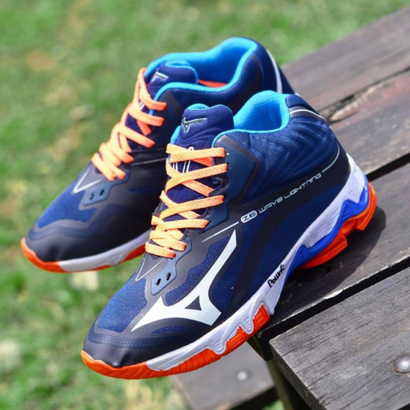 Keren!! Mizuno Wave Lightning Mid WLZ6 Sneaker Olahraga Voll Mizuno Premiu, Mizuno WLZ 6 Men's