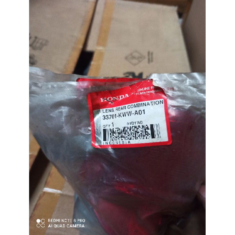 33701KWWA01 - mika lampu rem Revo absolute - mika lampu belakang Revo 110 - mika merah Revo 110