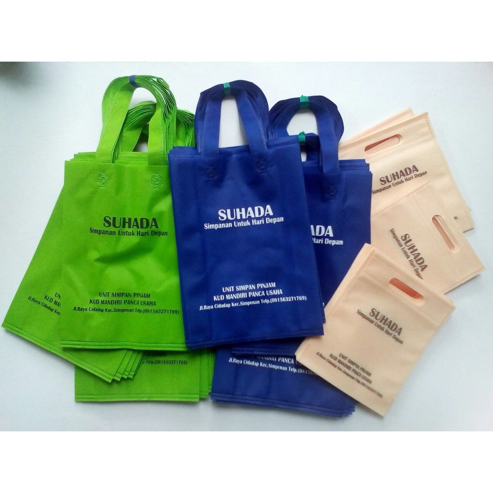 

Tas Souvenir spunbond Free Sablon