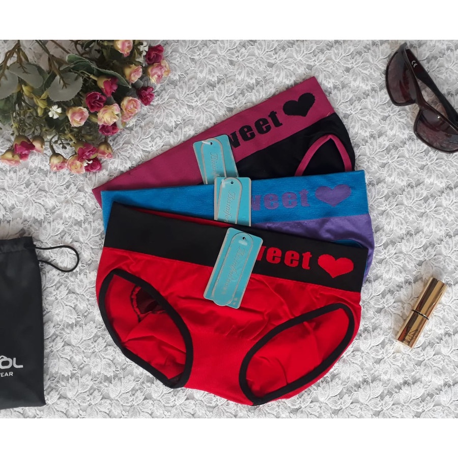 Celana Dalam Wanita 039 - Celana Dalam Sweet Love