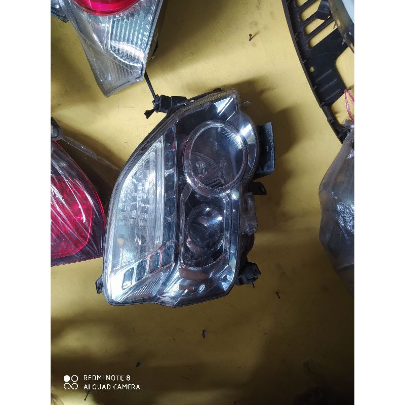 lampu depan xtrail face life2015