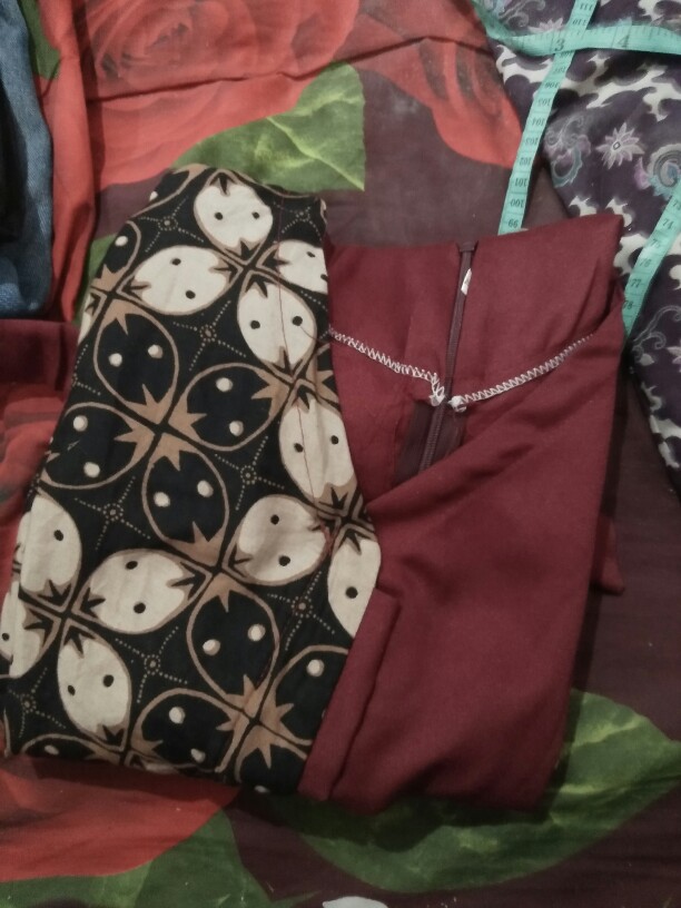 Atasan Blouse Batik Wanita Modern Fashion Wanita Kekinian Brokat Tile Batikkombinasi Ruby And Arsyla