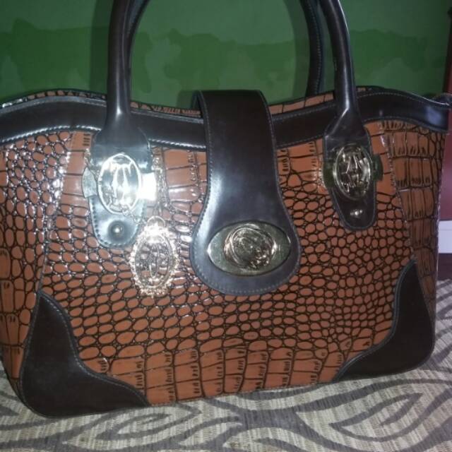 Tas wanita cartier