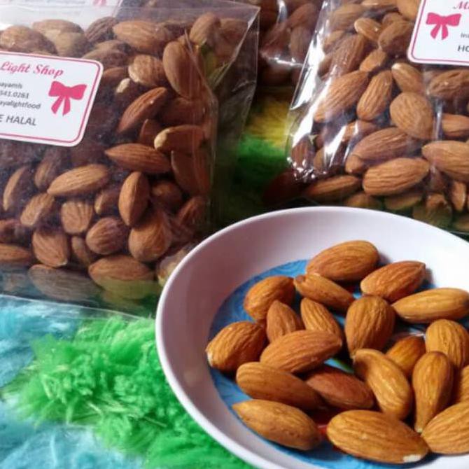 

Jual Kacang Almond 500Gr Roasted Almond Cemilan Kacang Healthyfood Sus Melina_Galeri