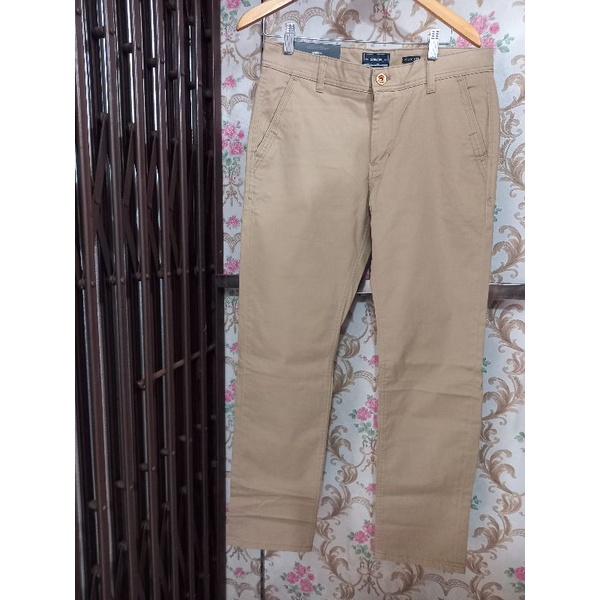 Celana Chino Slim Fit S135 Full Tag Size 31. 33