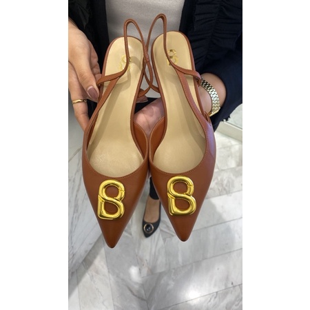 PRELOVED BUTTONSCRAVES