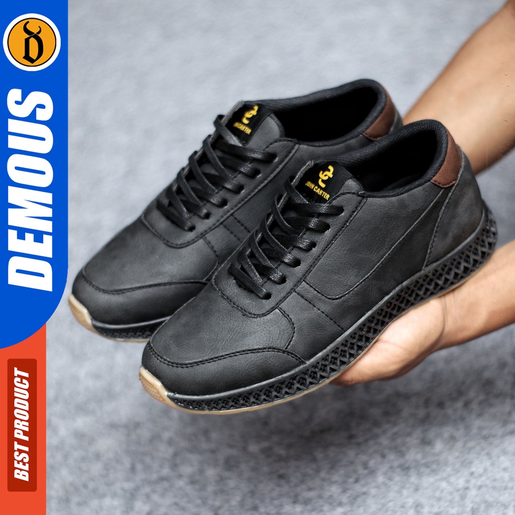 Sepatu Sneakers Pria Sepatu Casual Pria Kulit PU Sepatu Kerja Kuliah Kondangan Sepatu Hitam Pria DEMOUS JIMRUN