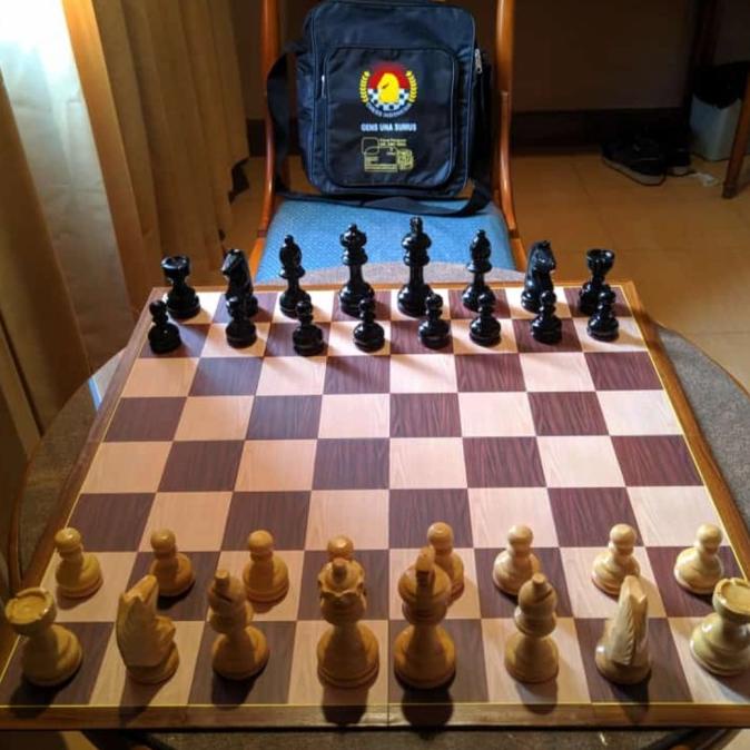 papan catur lipat kayu standar turnamen internasional komplit