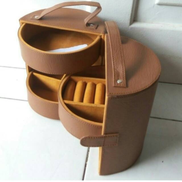 box perhiasan tabung