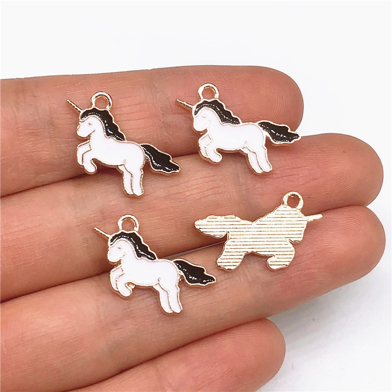 4pcs Liontin Bentuk Kuda Unicorn Bahan Alloy Charms