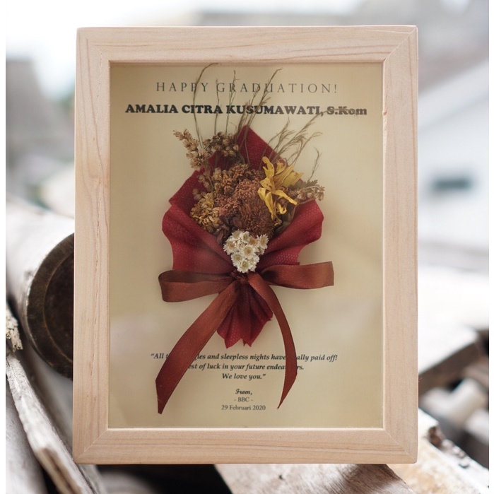 FLOWER FRAME 6R KACA/FLOWERS / FLOWERS FRAME WISUDA / Hadiah Wisuda / Kado Ulang Tahun / Kado Penika