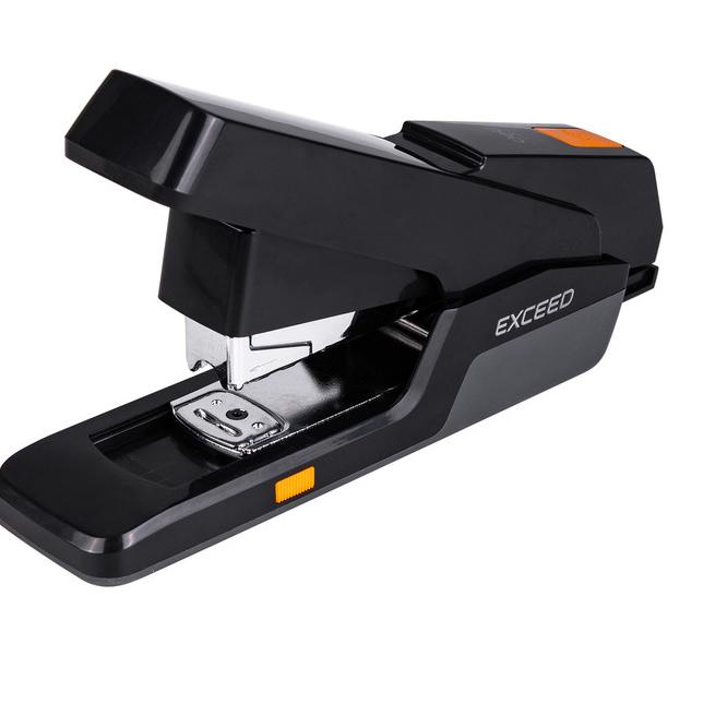 

Ω Deli 50% Effortless Stapler 25lembar plastic cover + Antislip E0476 - Hitam ♗