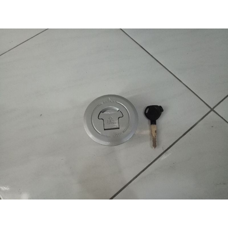 tutup tanki honda cbr 150r old thailand tutup tank cbr old cbr 150 old cbu KPP karburator