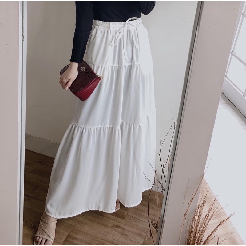 PRETTYMOWAN SKIRT PREMIUM