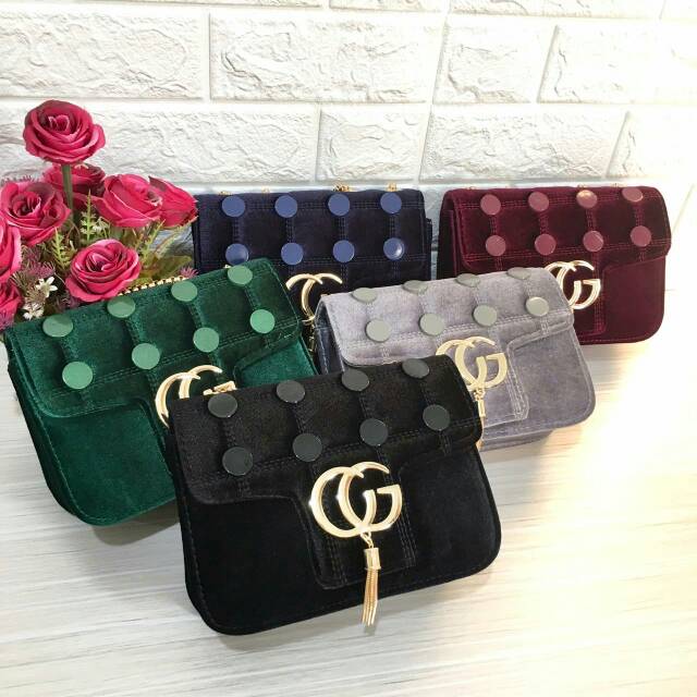 Gucci Marmont Velvet Stud uk21