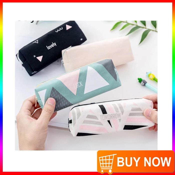 

TP0013 Tempat Pensil Abstrac Design