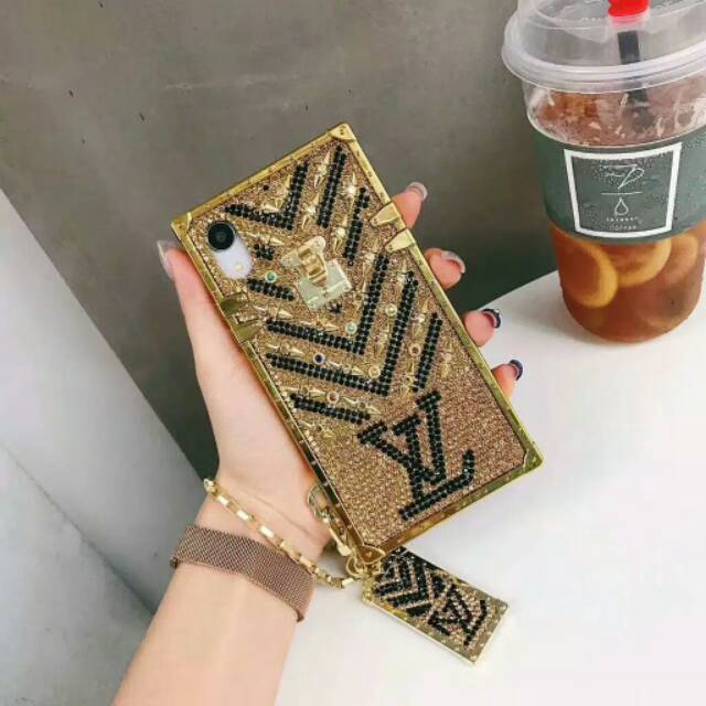 Case Aksen Rantai Berlian Glitter Lv Untuk Oppo F9 F7 A3S A5S Ax7 F11