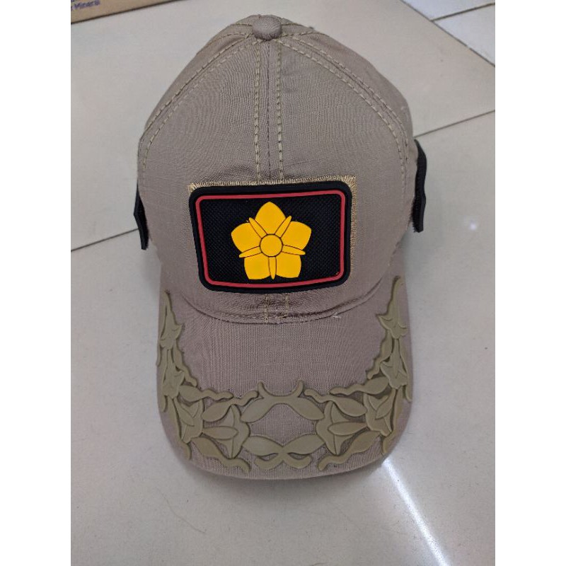 TOPI POLPP HITAM DAN KREM