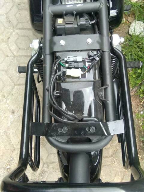 Aksesoris Motor Backrack Kawasaki W175.Rak Behel Motor W175