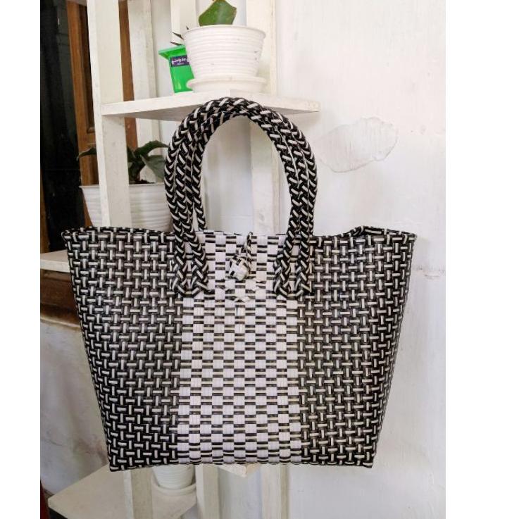 AIQ Tas anyaman plastik jali premium M double tali handle 713MKSD