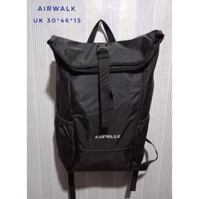 TAS PUNGGUNG PRIA AIRWALK HITAM