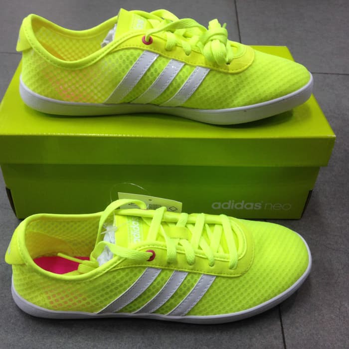 Adidas Neo VS QT Vulc SEA Kuning Sz 40 2/3. Sepatu Sneakers Wanita
